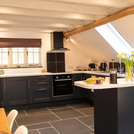 Vila The Piggery Cowfold Exteriér fotografie